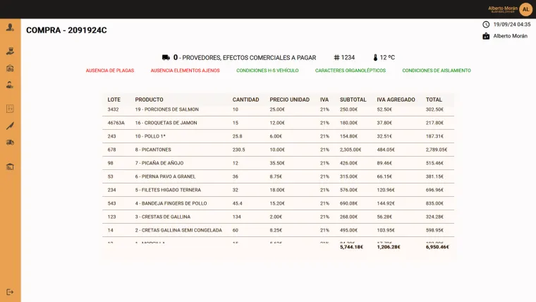 First version — purchase summary with per-line price, VAT, subtotal, and total